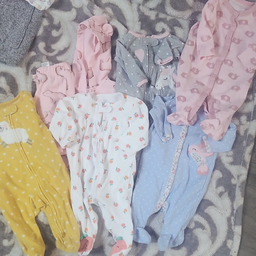 Baby Girl Lot.  Mostly 0-3/3m. Over 50 Items - Picture 4 of 9